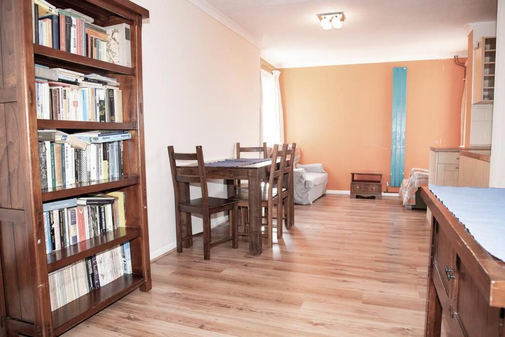Spacious 1Bed Flat In Cambridge Near Chesterton Exterior foto