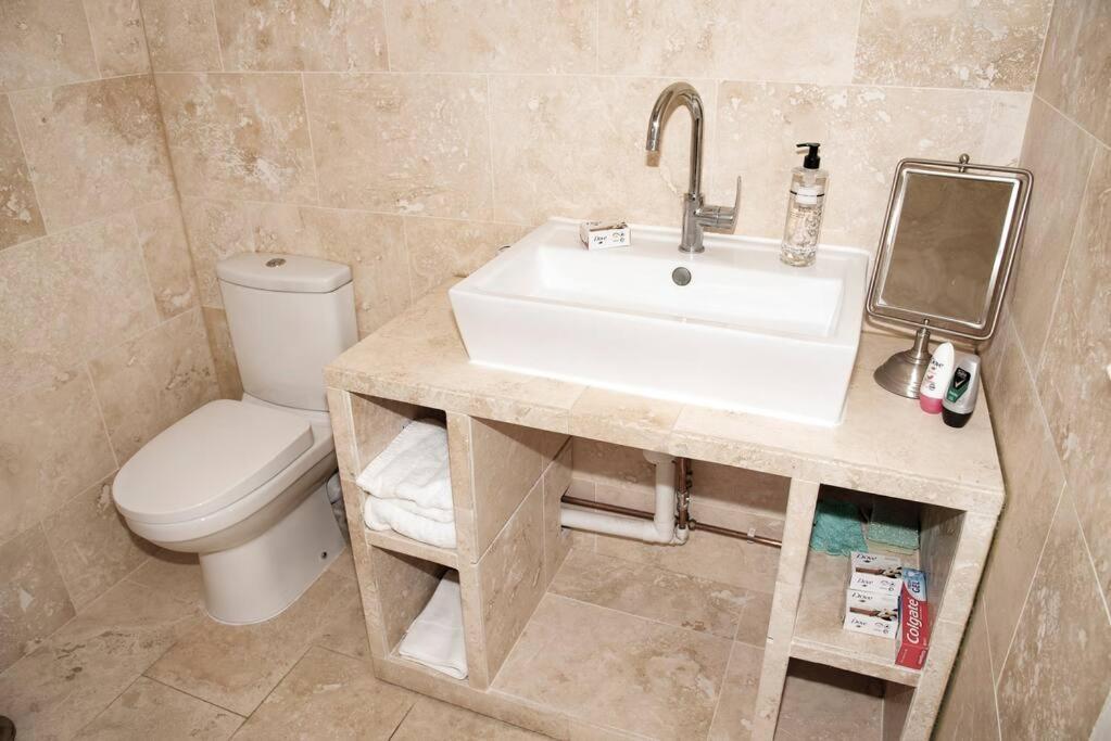 Spacious 1Bed Flat In Cambridge Near Chesterton Exterior foto